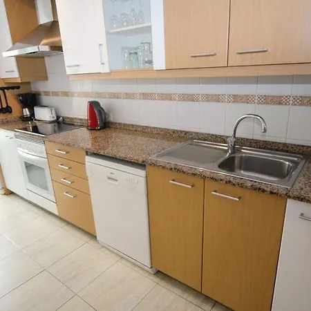 In Puerto Del Carmen Sleeps 5 Includes Swimming Pool&air Con 8
