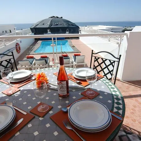 Villa In Puerto Del Carmen Sleeps 5 Includes Swimming Pool And Air Con 8