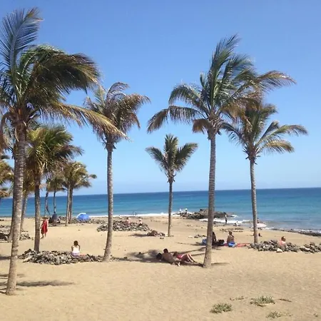 In Puerto Del Carmen Sleeps 5 Includes Swimming Pool&air Con 8 Villa *